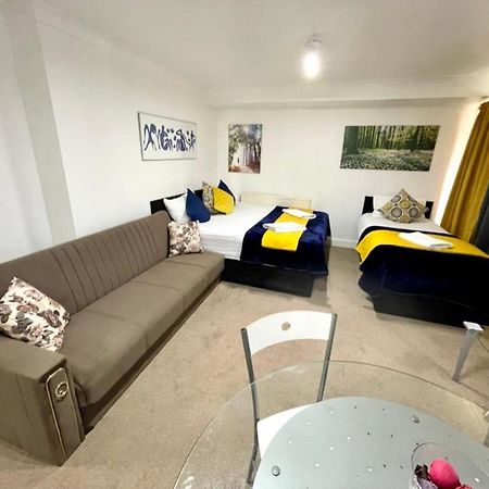 2 Bedrooms Modern Central London Apartment, Full Kitchen, 5 Minutes Tube Station エクステリア 写真